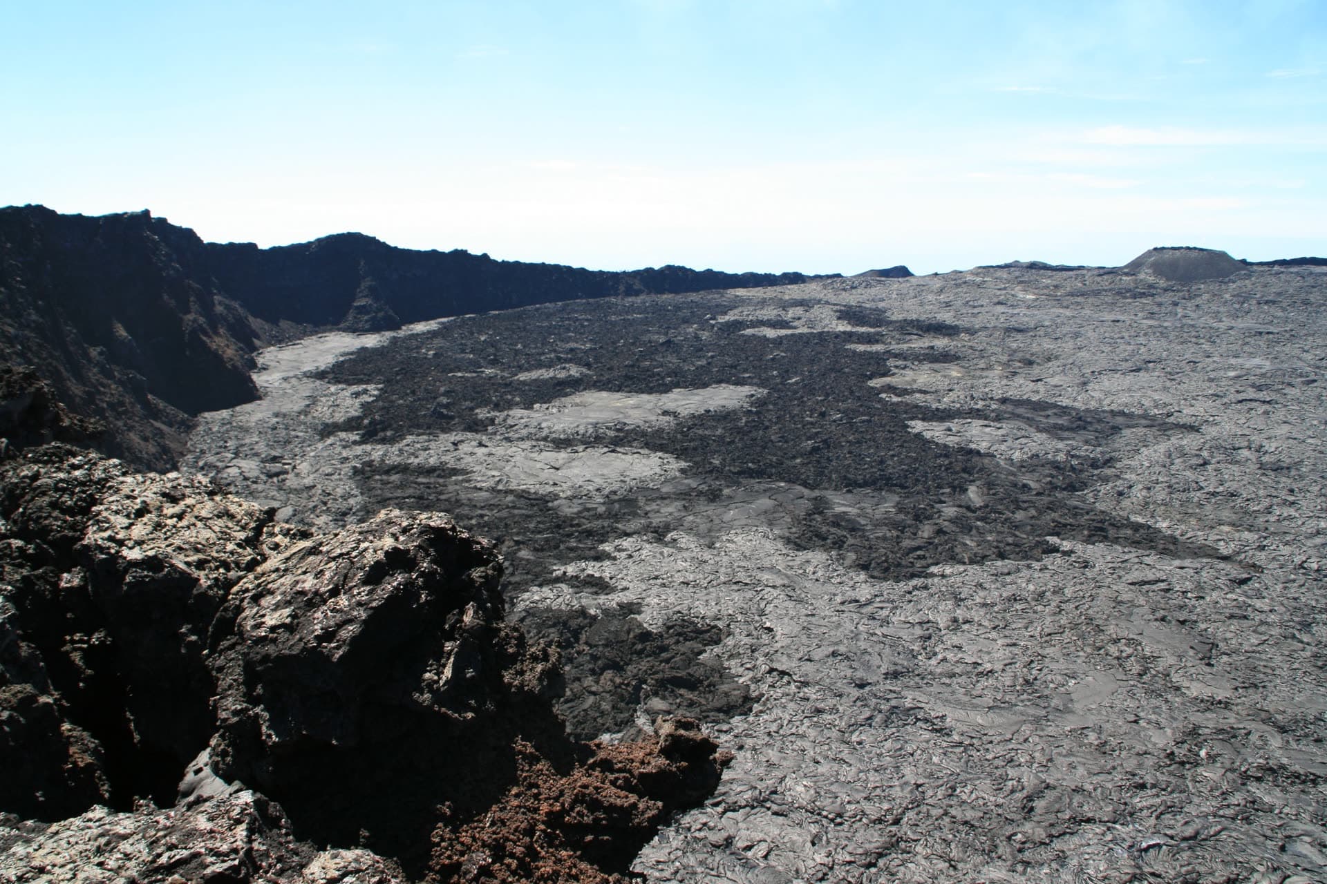 留尼汪富尔奈斯火山口